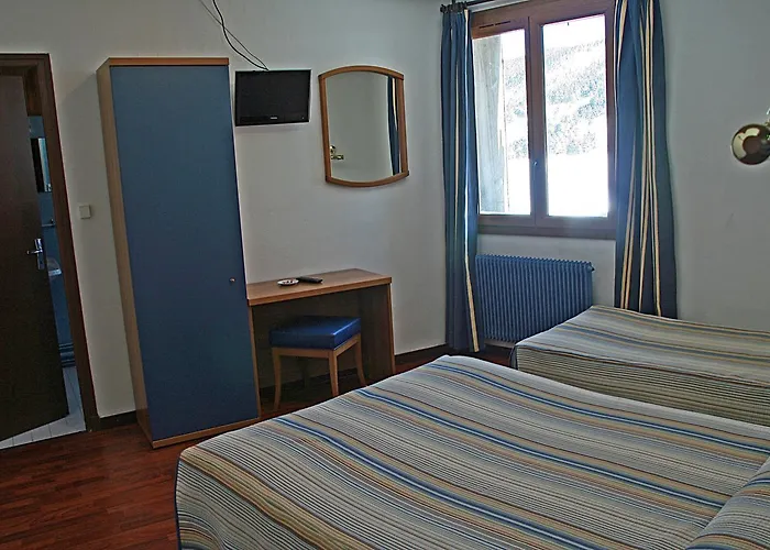 Hotel La Belle Aude 2*